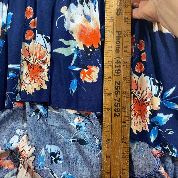 Kormei Dress Woman’s XL high low floral short sleeve 52” length smocked V neck - Picture 9 of 16